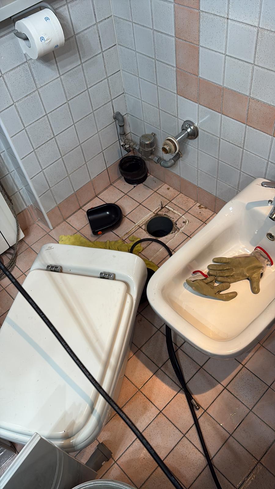 Svuotamento fosse biologiche e pozzi neri